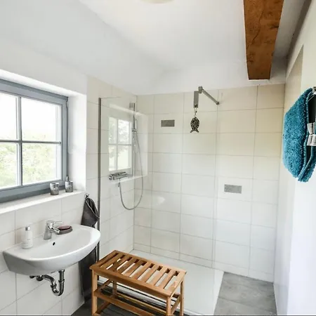 Apartment Dreiurtshof 3 *